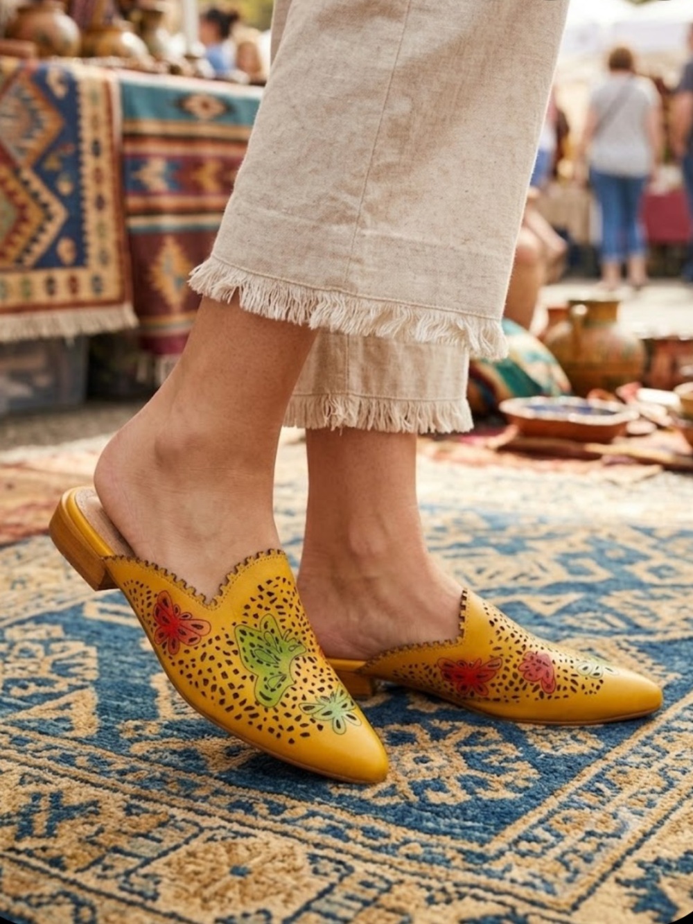 L'ATISTE Yellow Pointed-Toe Floral Cutout Slip-On Mules 6.5